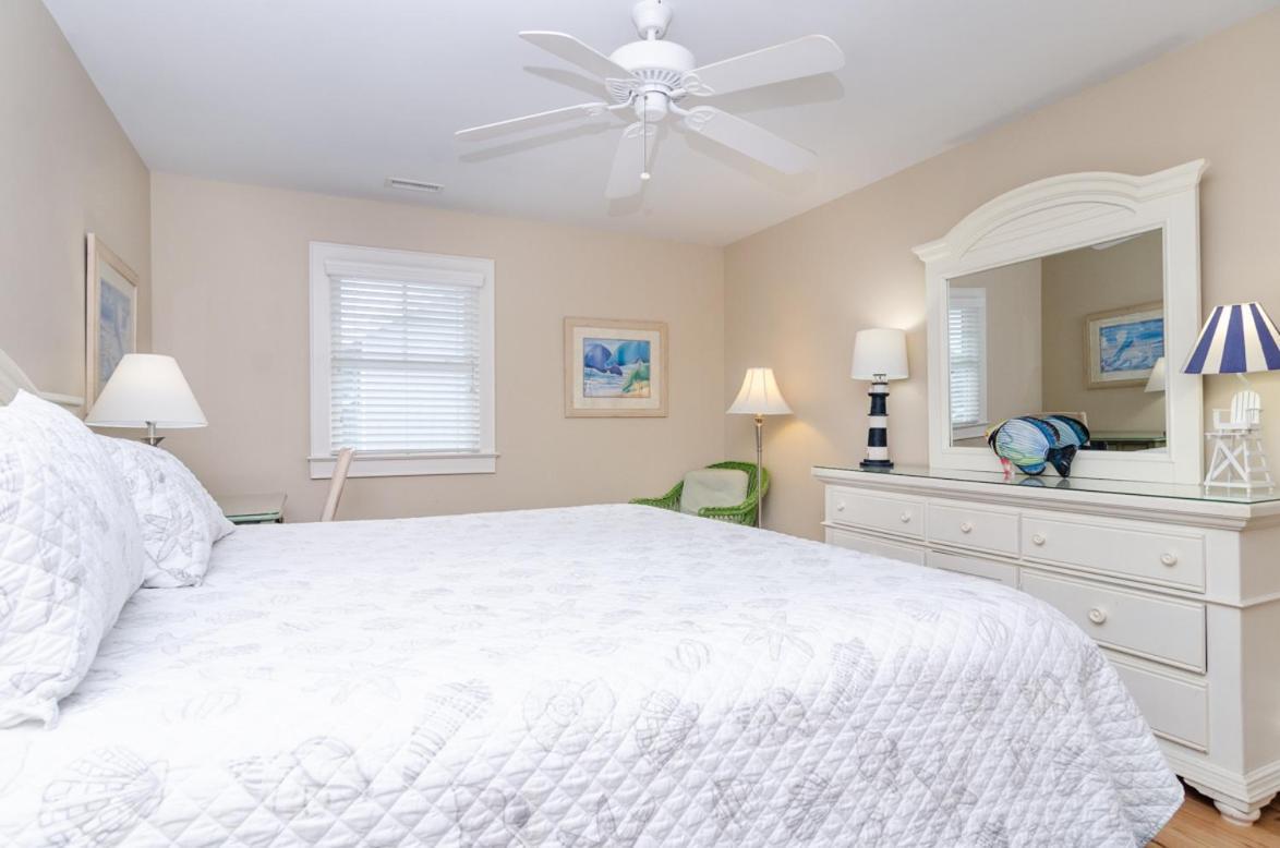 Beach Living By Bryant Real Estate Wrightsville Beach Exterior foto